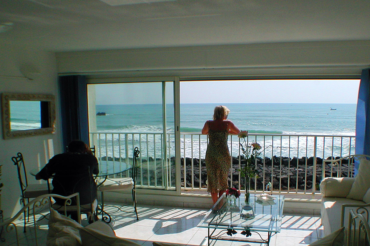 Holiday Apartment With Sea Views To Rent In Cap D Agde Languedoc Region